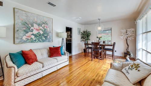 Historic Heart of Tuskegee! Cozy Home Near Campus - Foto 2