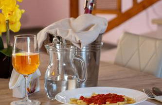 Butterfly House - Photo 53