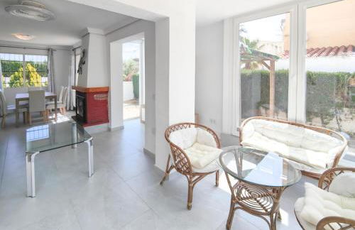 Villa privada con piscina, 3 dormitorios, Barbacoa, WIFI - ES-389-20 - Foto 6