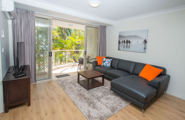 Miami Beachside Holiday Apartments - Photo 16