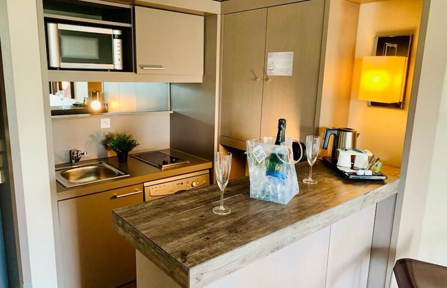 Standing Hôtel Suites by Actisource - Photo 10