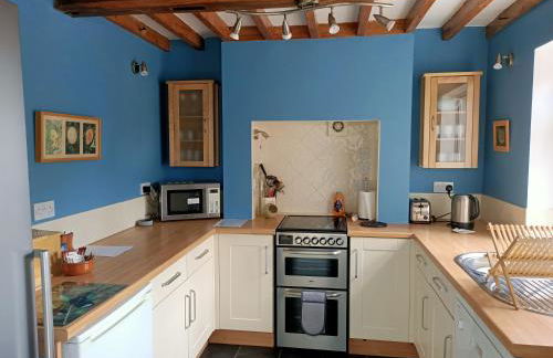 Flo's Cottage self-catering - Photo 5