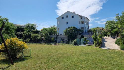 Zekic Family Apartments with Large Garden & Private Parking Quiet Area Lopar - Foto 5, Garden