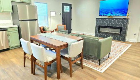 Charming & Stylish in Mid-Town - Foto 5