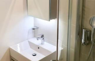 Stylish Studio Apartment, ensuite, kitchenette - Foto 15