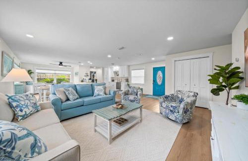 Island Oasis with Heated Pool Private Tiki Bar! - Foto 39