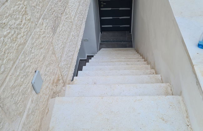 Luxury 1 BR Apartment Near the Dead Sea - Photo 23