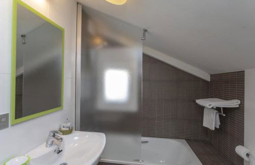 Apartamentos Turísticos Playa de Tapia - Foto 32