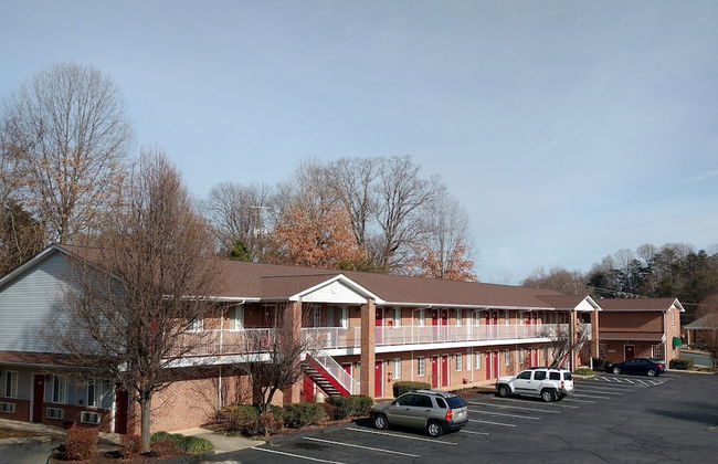 Affordable Suites Charlottesville - Photo 26