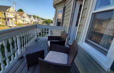 Near Train Station Gorgeous 3-Bedroom Apartment with Patios - Foto 20