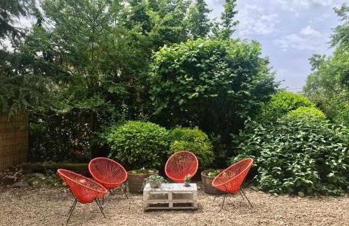 Caserio Arrigorri excelente ubicación jardín con BBQ perfecto para grupos - Foto 18