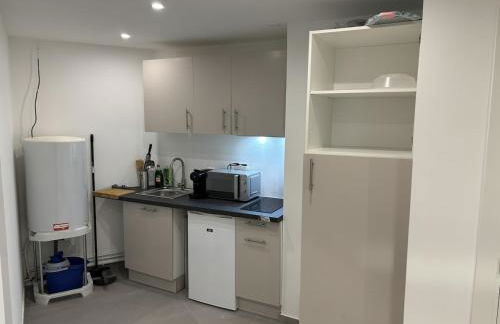 Le Spotlight - Balcon - WiFi - Centre ville - Foto 4