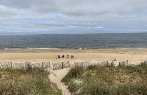 Beach Front on the Bay on the Dunes bungalow - Photo 23