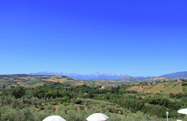 Mansion in Case Alte With Pool & Nature Trails - Foto 40