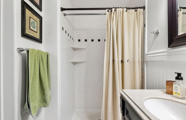 Rock House Haven Retreat - Photo 16