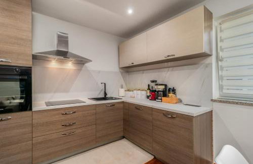 Aura Apartment - Photo 4