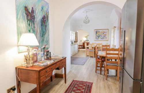 Torview House - Photo 5