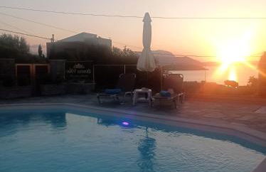 Domina Villas - Photo 1