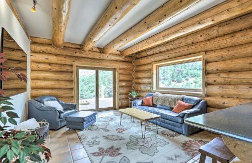 Mountain Retreat w/ Deck: Ski, Soak, Golf & Hike! - Foto 7