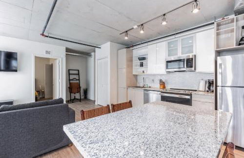 Brand new 2BR 3BA combined apartments with city views - Foto 1