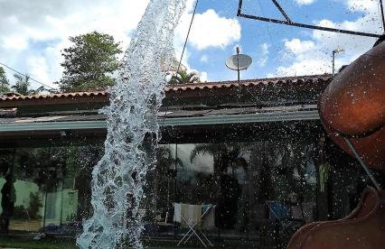 Casa Lot Fechado, Churrasqueira, Piscina, Toboágua, parque para crianças , Internet - Photo 3