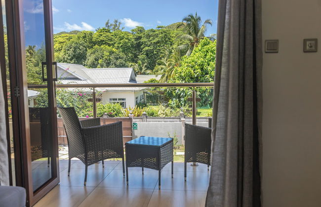 Yvon's Tropical Villa - Foto 33