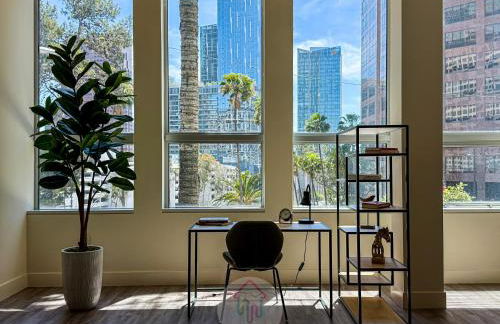 Sleek 1BR Loft in Luxury High-Rise - 103 - GL - Foto 1