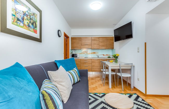 Main Street Apartments - Foto 15