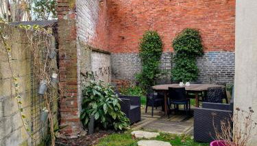 Maison avec jardin, calme et ensoleillée à 2 minutes du centre-ville - Foto 3, Garden, Garden view