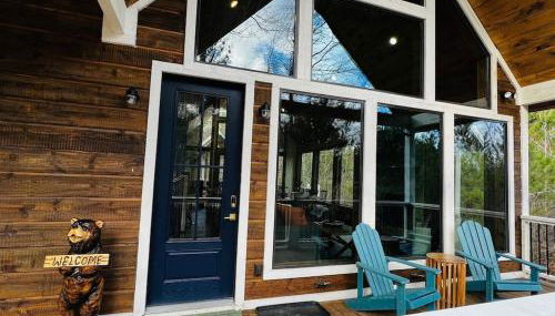 Winter Retreat in the Pines, Cozy Cabin & Fire Pit Nights - Foto 5