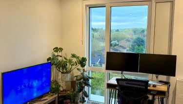 Bright, Modern Apartment with Great Views - Foto 3