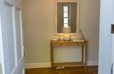 Luxury retreat with hot tub & wood burner - Mylor - Foto 45