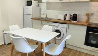 Appartement au cœur du village, climatisé avec extérieur - Foto 2, stove, pet friendly, toaster, minibar