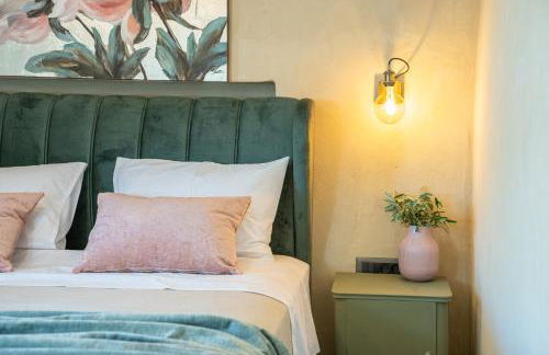 Villa Rodamos - Photo 18