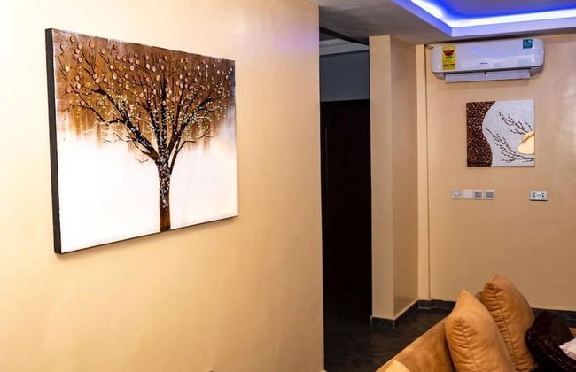 Colindale Court - Photo 2