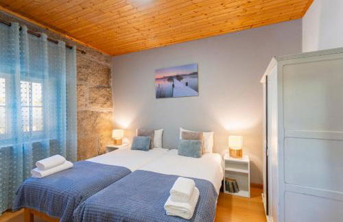 Casa Rústica T2 com Salamandra e Cozinha - Seia - Serra da Estrela - Casa do Loureiro II - Foto 2