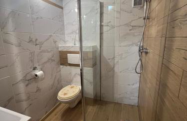 Domek obity dechami - Foto 14