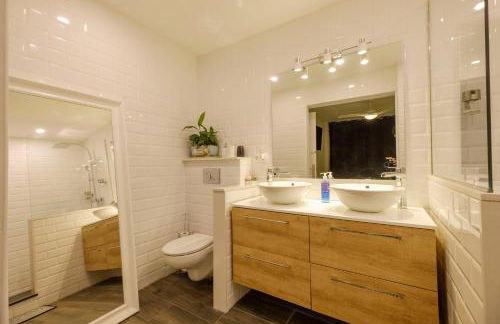 casa en Masnou junto a playa y tren - Photo 41