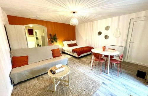 Grand Studio Chez Soi - Queen size bed - Terrasse - Foto 9