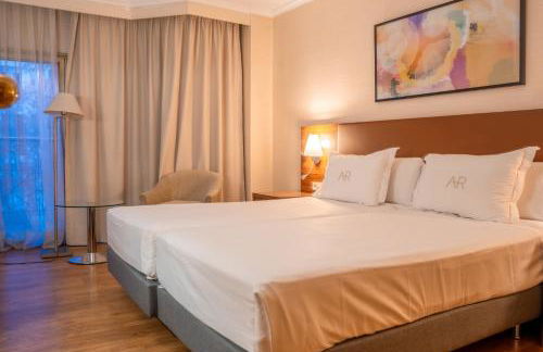 Aparto-Hotel Rosales - Photo 38