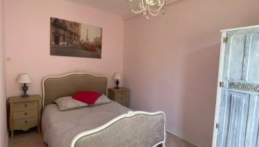 Gite Coccinelle in the medieval town of Confolens - Foto 3