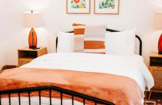 Artist Retreat Near Downtown, Stadium & UGA - Photo 3