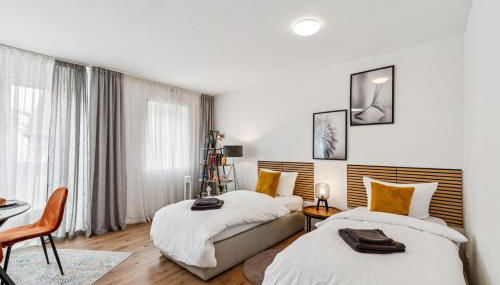 Gelbe Koffer - Family & Business 2 SZ Apartment in Neunkirchen - Self-Check-in - Balkon - Parkplatz - bis 5 Pers - Foto 2