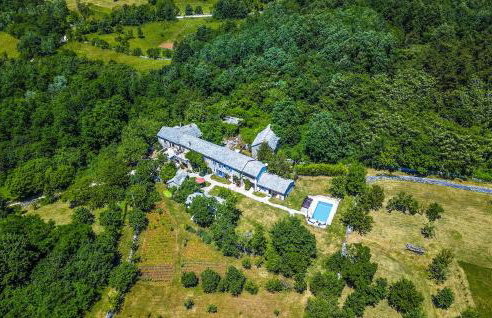 Village Miljavci - Photo 16