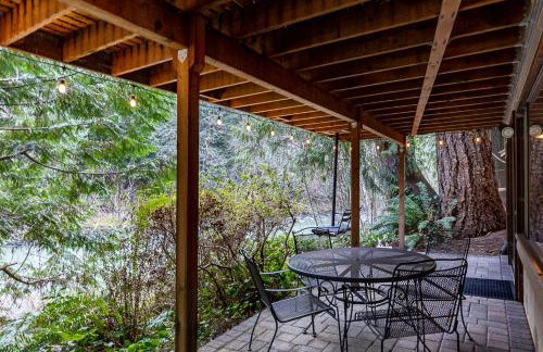 Chase's River Cabin - Hot-tub Firepit & Fireplace - Foto 25