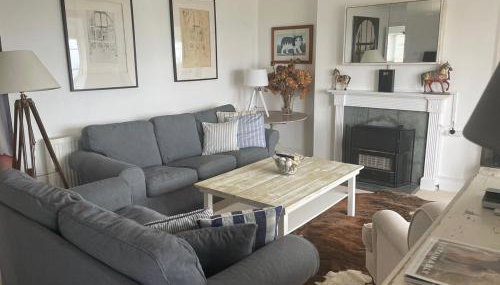 Elm Lodge charming with stunning coastal views! - Foto 4