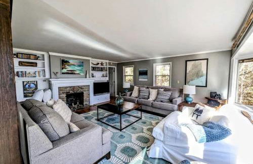 Stunning Oceanfront Ranch Cottage with Private Beach & Fire Pit Near Acadia National Park, Gouldsboro Maine - Foto 5