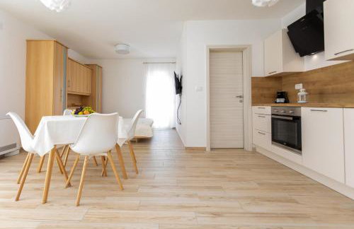 Apartments Jelena Vantačići - Foto 8