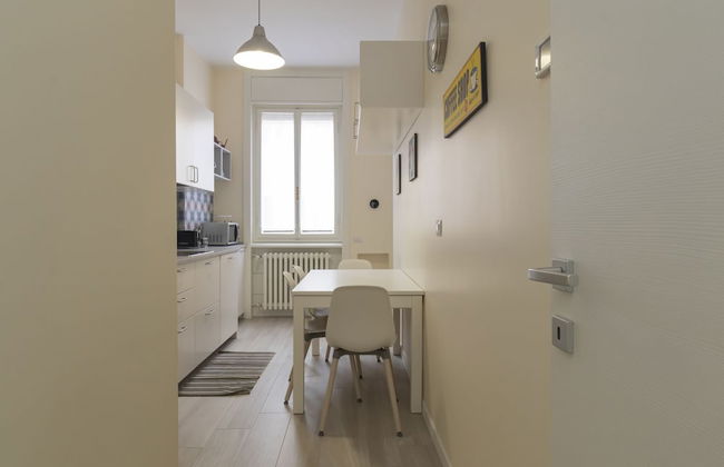 JOIVY Modern 2bed flat with balcony, 250m from M5 Foppa and M2 Sant'Agostino - Photo 14