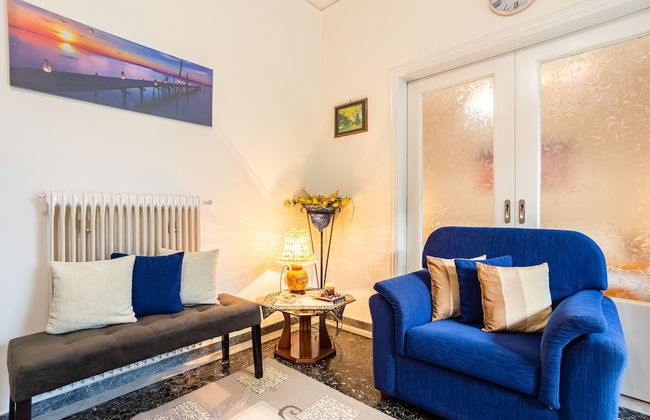 Seaside Family Haven - Avia's Spacious Getaway - Foto 13